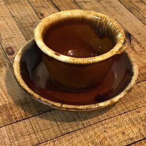 ♥️5/25$vintage Hull saucer and bowl
